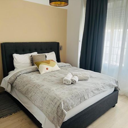 Royal Red Suite No 1, Piraeus Port المظهر الخارجي الصورة