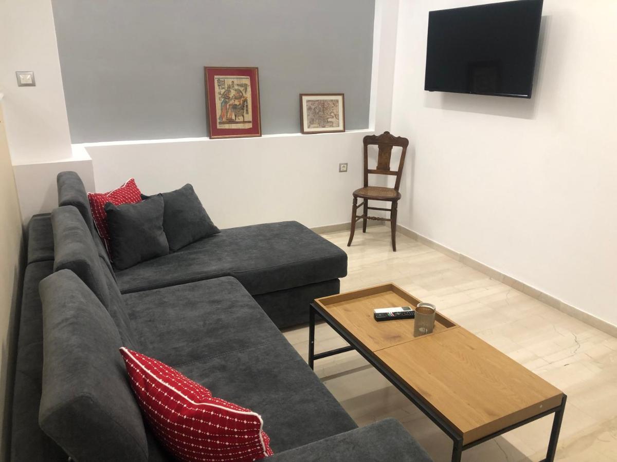 Royal Red Suite No 1, Piraeus Port المظهر الخارجي الصورة