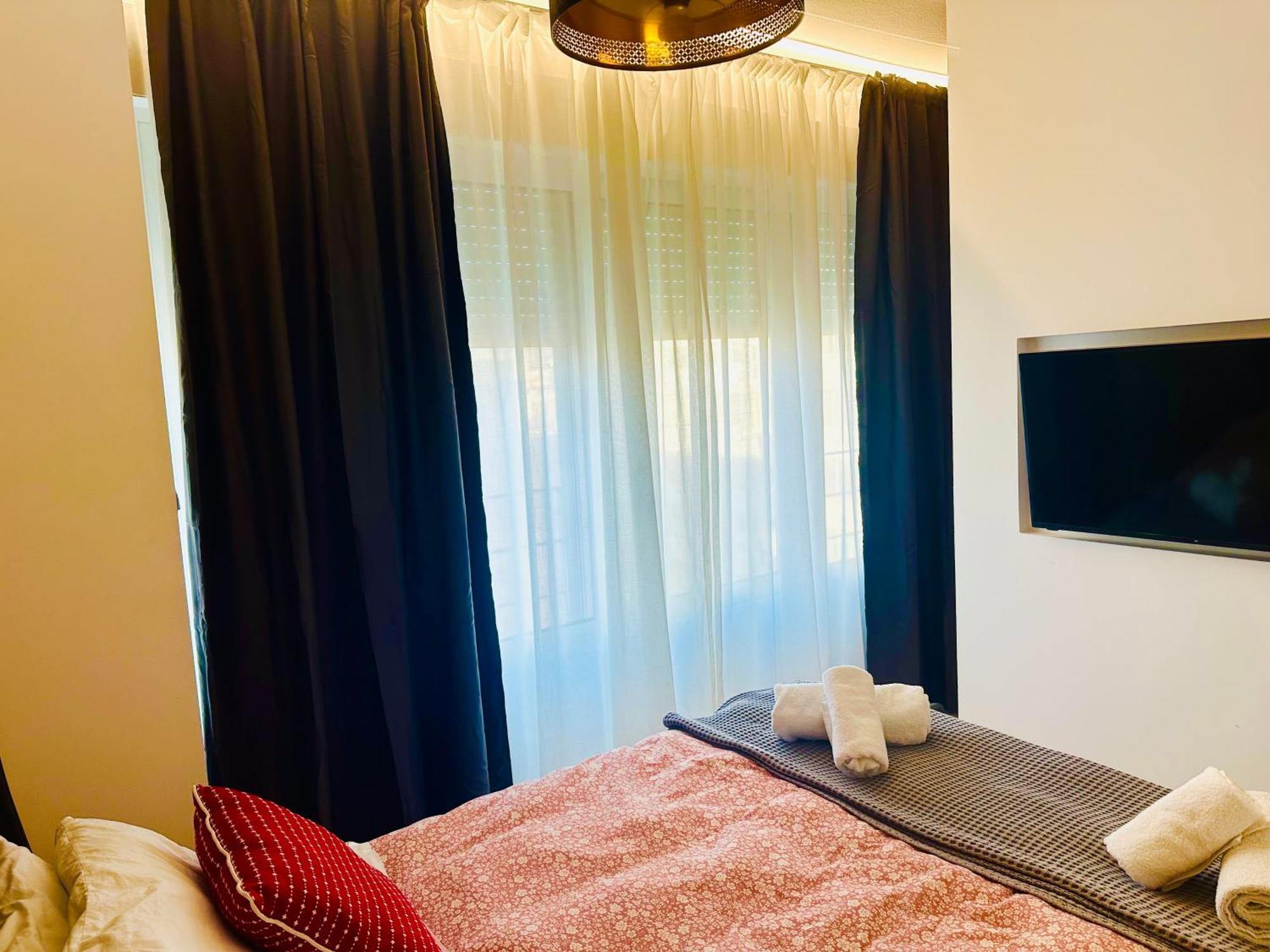 Royal Red Suite No 1, Piraeus Port المظهر الخارجي الصورة